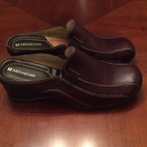 NEW ✨Naturalizer 8 N Brown Mules✨